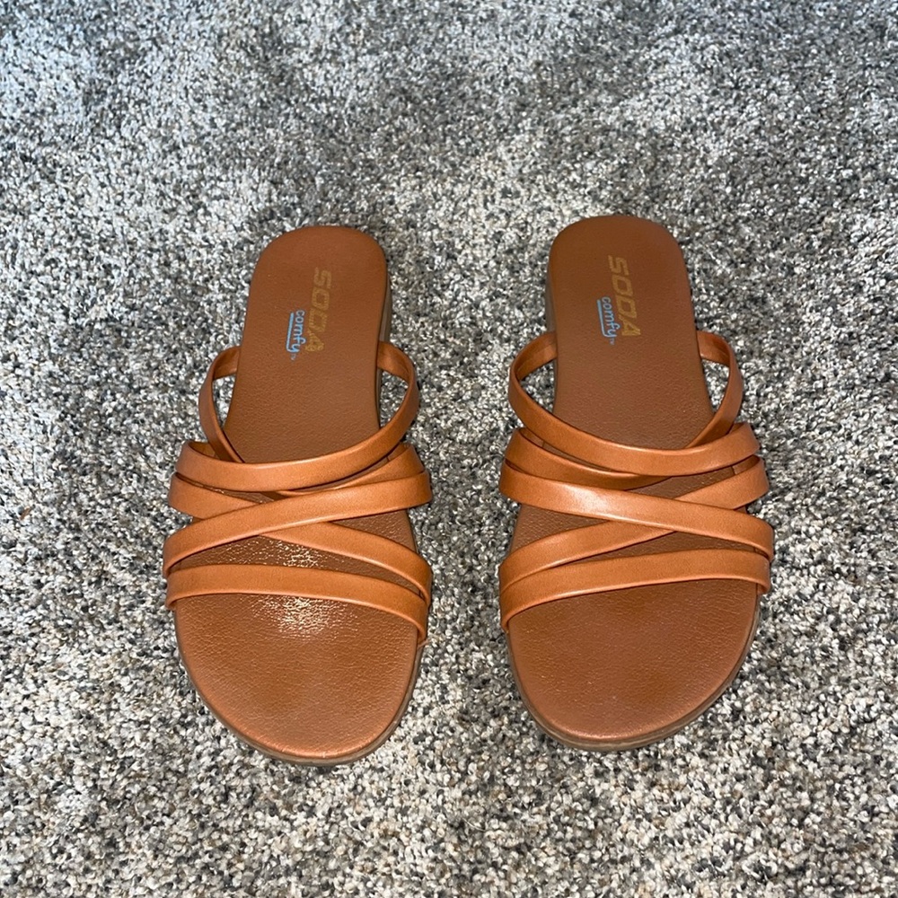 SODA sandals
